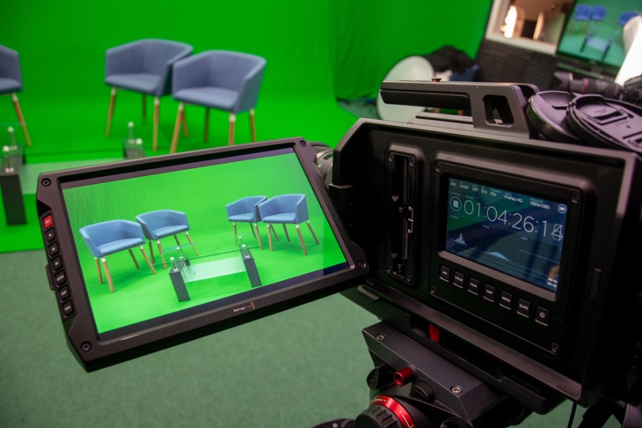 Cheers to a successful studio launch - The Giant Leap Studio 